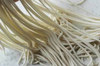 自制劲道手擀面 一碗让拌面升华的灵魂